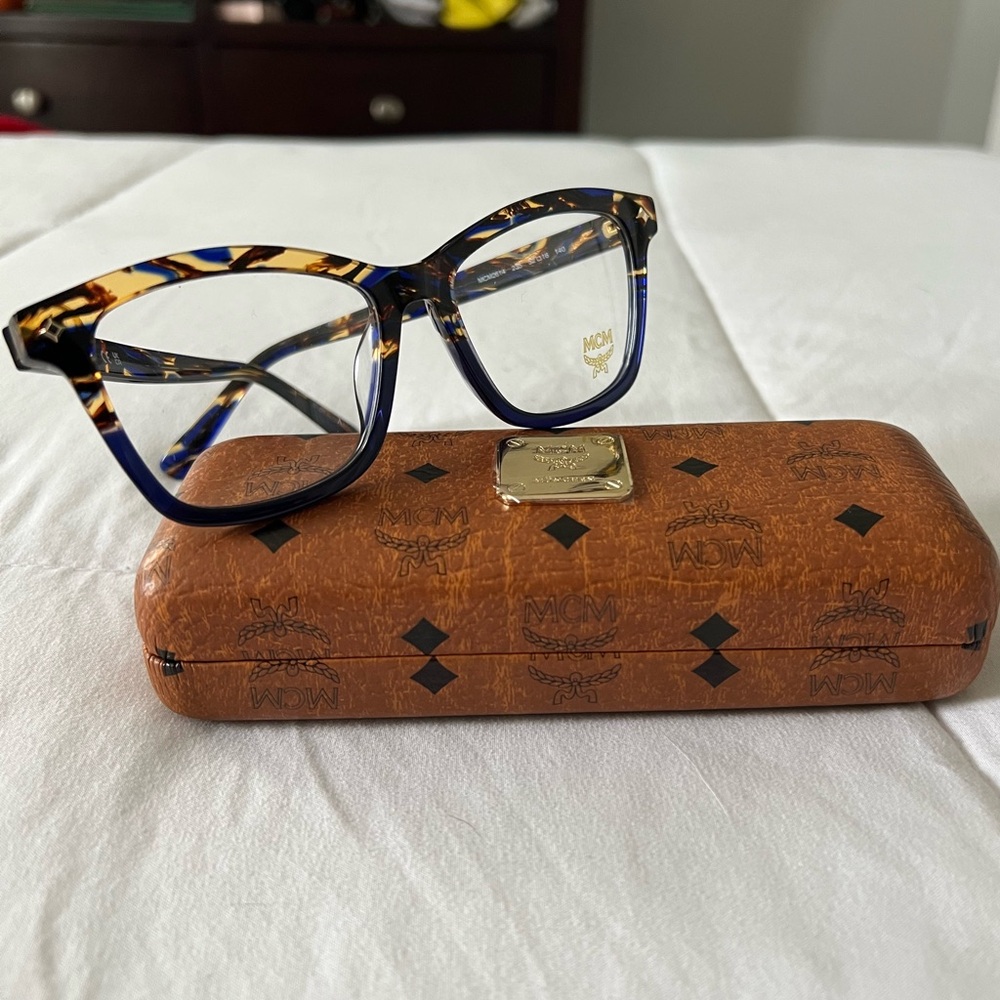 *NEW* MCM Blue and Brown Tortoise Glasses with Case